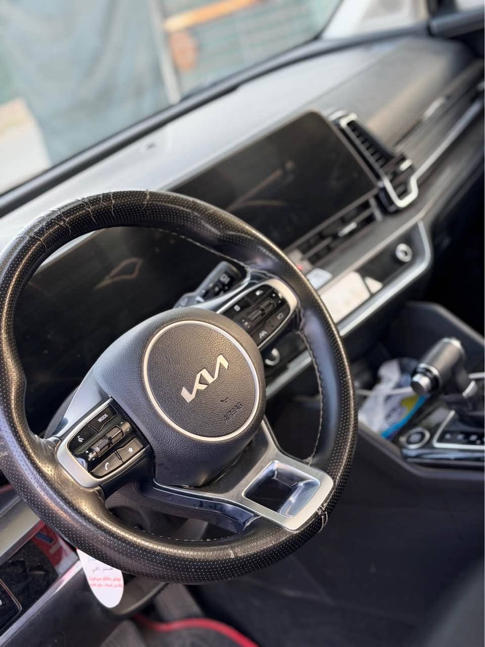 كيا سبورتج 2023 
ماشية 44 الف 
حادث بنيد فقط بدون دواخل 
بدون ايرباك
موصفات 
Auto hold
نظام منحدرات
حساسات امامي خلفي رادار امامي خلفي 
رادارات جانبي
بصمة
تشغيل عن بعد 
تدفئة كشنات
كشنات جلد
فول سستم 
هاند بريك بصمة
3انظمة قيادة
تخم تاير جديد
رقم بغداد دولي بأسمي تحويل مباشر 
*********** بغداد, العراق
