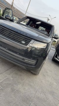 شركة التقدم يتوفر لدينا جميع أنواع زجاج السيارات الحديثه اصلي تجاري ال...