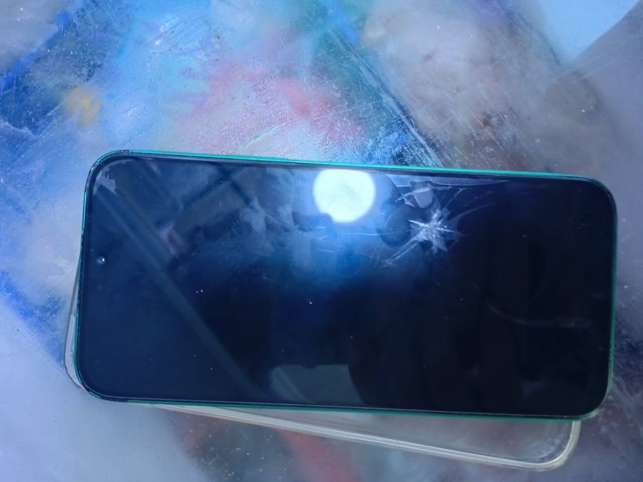 السلام عليكم 
حهاز HONOR X8d 
للبيع او مراوس بايفون او اندرويد 
ذاكره ٥١٢
الجهاز مفطوره جامت الشاشه تتبدل ١٠ الف ما مئثر علي شي السعر ٢٢٥ 
خاص او واتساب 
***********
