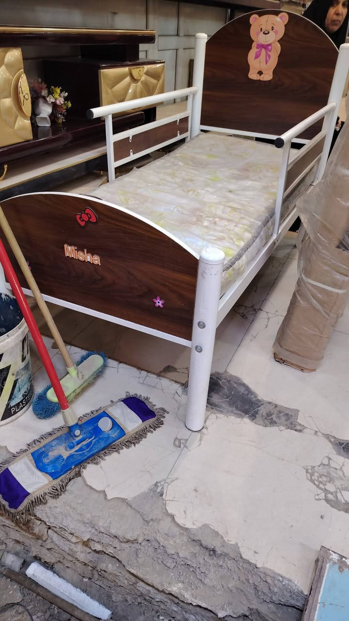 الطابق سرير الطابق ٦٨ والطابقين ١٥٠ الف


**إذا كنت صاحب هذا الإعلان وتريد حذفه لأي سبب، رجاءا أرسل رسالة إلى الدعم الفني**
