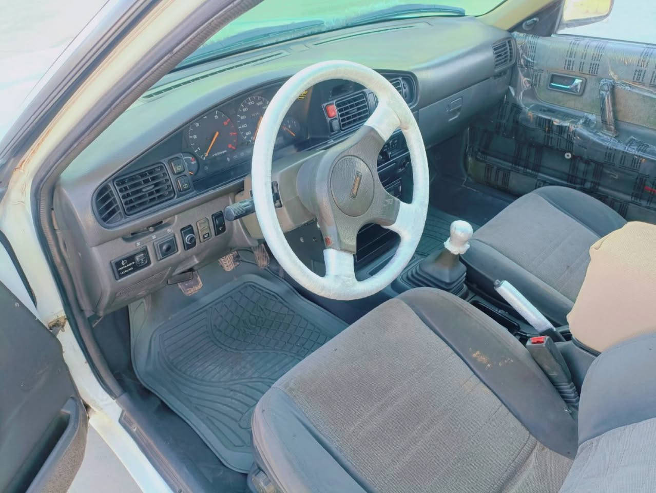 مازدا بو فروشتن 
موديل 90 
8بخ گيرو مةكينةبةشةرت بي دةعموليدراوي
هةموو كارةباي گةرمي ئيشدةكات 
تحويل غةرامة بةشةرت 
***********سعري 42معامةلةيةكي برايانة كالار, السليمانية
