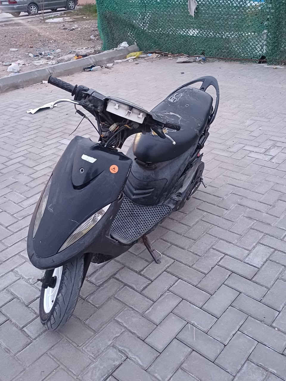 السلام عليكم عدله مال لعب بلاديه كلشي مابيه حلوه شلعه ومعدله حلوات نكره سلف بكل وقت نقصه كلج أمامي وهاهيه سعرهه400 وبيه مجال مكاني شهداء البياع الرقم ***********
