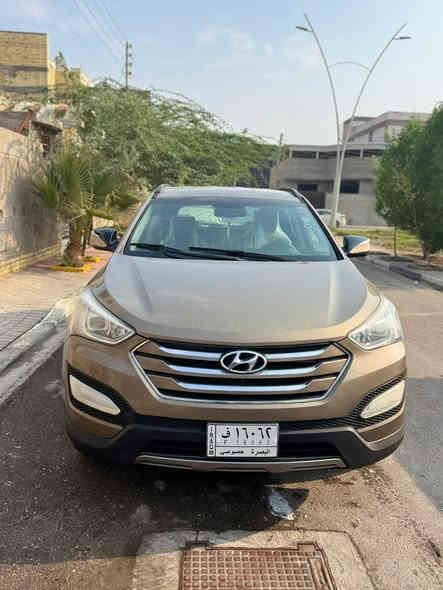 سلام عليكم سنتافيه للبيع موديل 2013 وارد خليجي سبعه راكب السياره كفاله عامه ما عدى قبق الصندوق مصبوق اثر جراد مكينه 2400 اربعه سلندر مكينه وكير كفاله ما مفتوحات  ماشيه 135 للأتصال على الرقم *********** السعر 147
