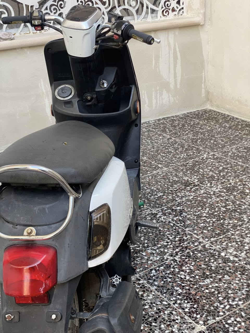 سلام عليكم ورحمة وبركاته
دراجه ماكس بوليس مسطره ناعمه شلعه معدل
نظافه %90
مكاني بغداد الخطيب
سعره الدراجه 750وبها مجال بسيط
*********** رقم متواجد واتساب
