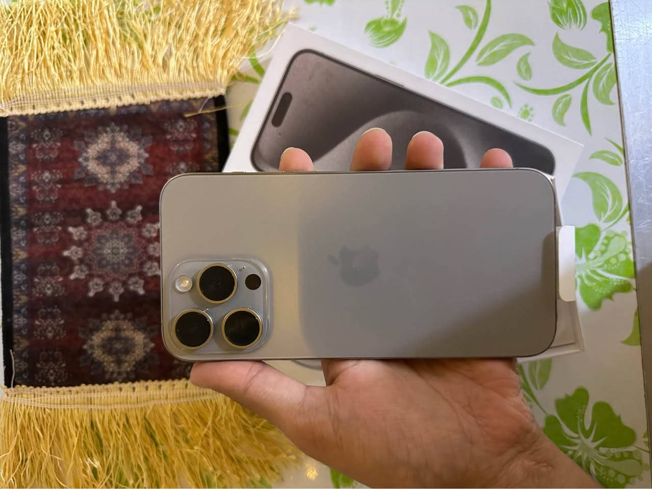 15 pro max
256
بطارية 85
التلفون وكالة ماستر Gold كارتون كانل ملحقات مكفول من كلشي حتى من الزلغ 
السعر 1050 وبيه مجال بسيط

للأستفسار ***********
الناصرية مركز ناصرية, ذي قار
