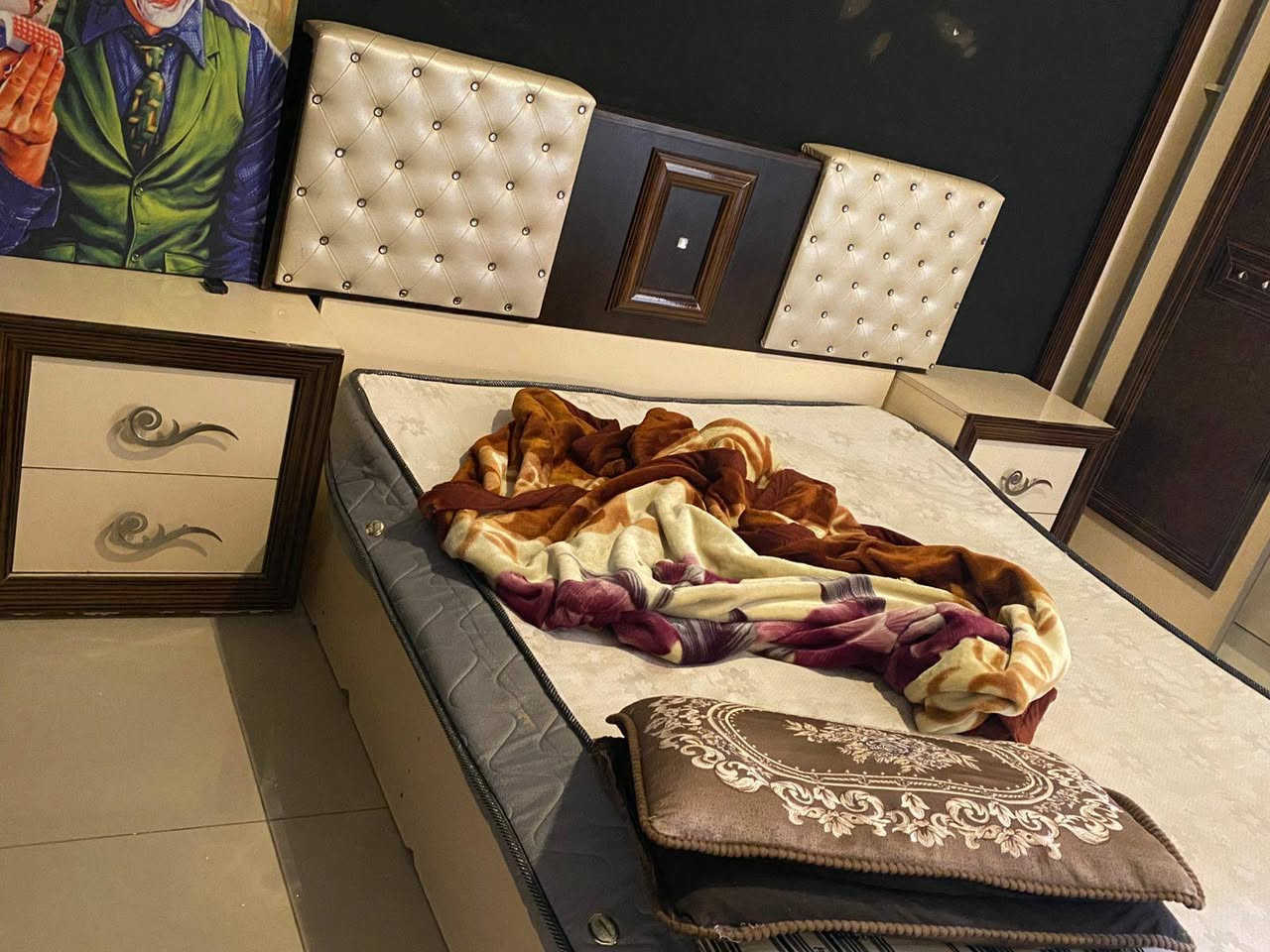 سلام عليكم من رخصت الادمن
غرفة نوم اخو جديد السعر 200 الف للتواصل عبر الخاص


**إذا كنت صاحب هذا الإعلان وتريد حذفه لأي سبب، رجاءا أرسل رسالة إلى الدعم الفني**