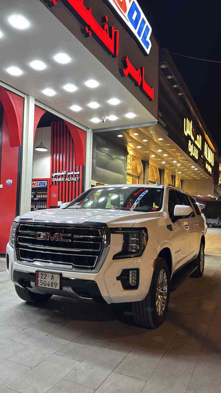 جمسي موديل 2024 خليجية وكالة  حجي محمد ماشيه 82 الف على حالة الشركة وادامة كاملة للسيارة من دسكات ودهن كير ومابيها نقص شي  مكان السيارة اربيل  
السعر 585 $  يعني خمس دفاتر و٨٥ ورقه 
***********
