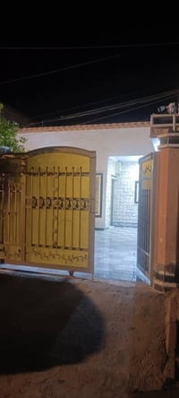 🏡 للبيع دار سكنية مرتبة ومناسبة للعائلة 📍المساحة: 220 متر ✨ تتكون من: ...