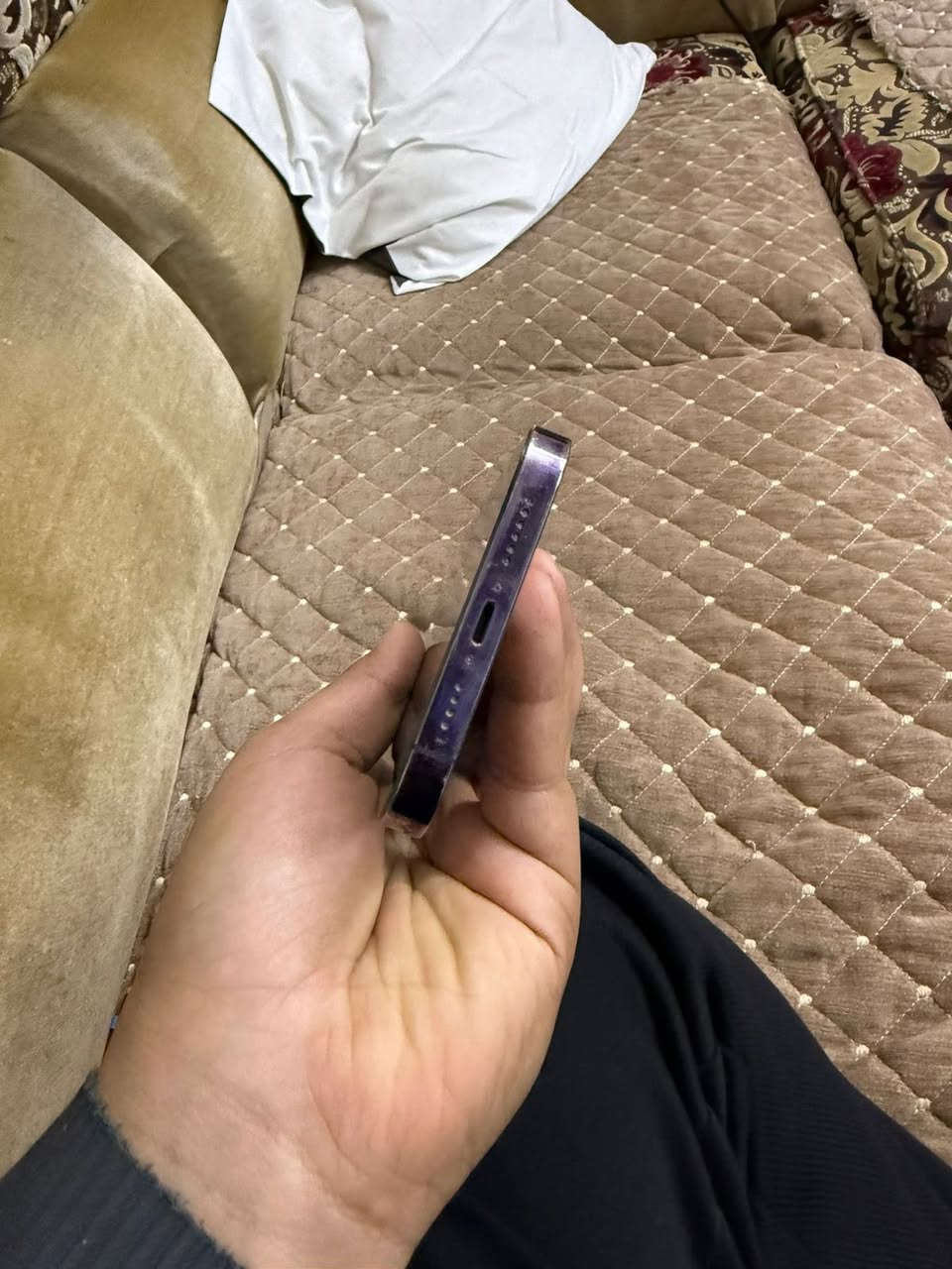 جهاز 14 برو ماكس شاشه اصليه تفضيخ مراوس او بيع ***********
