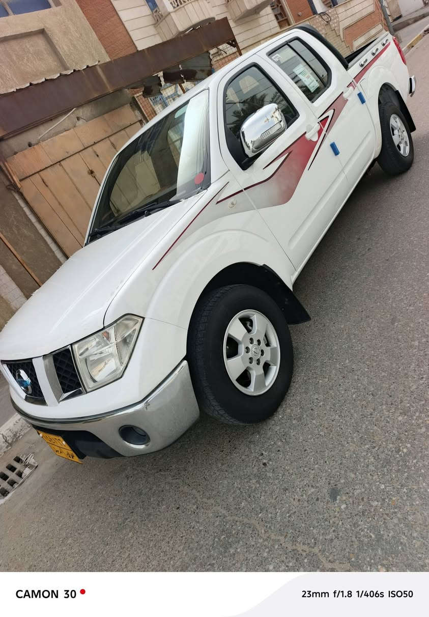 سلام عليكم نيفارة2014رقم اربيل سنوية منتهية صارسنة وكالة تحويل حاضر السيارة مكفولة من الضربة والصبغ مكينة مامفتوحة گير كفالة حدادة جديدة كلها عل بلاد سيارة خطه بلاد مكاني بصرة سعر130مجال قليل ***********
