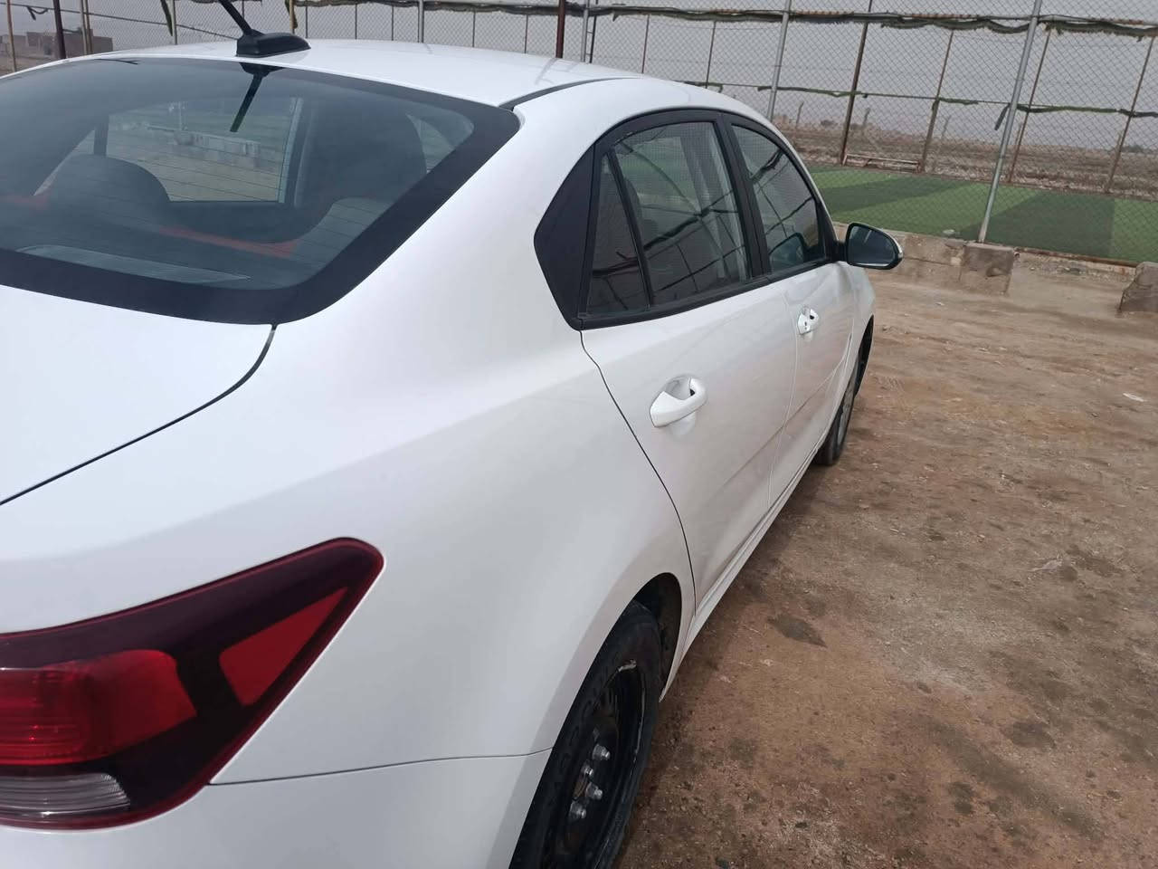 كيا ريو 2022 لون ابيض
مرقم مثنى معوقين 
حادثها بنيد وجاملغ بدون تبديل 
ماشية 50 الف ميل
جاهزة من كل شي 
السعر 112
***********
