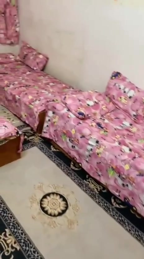 سلام عليكم جربايه ام لنفر لعدد ٣ اللبيع لسعر ب٢٠ لوحده 
لمكان جكوك لساتذه لستفسار عله رقم ***********
