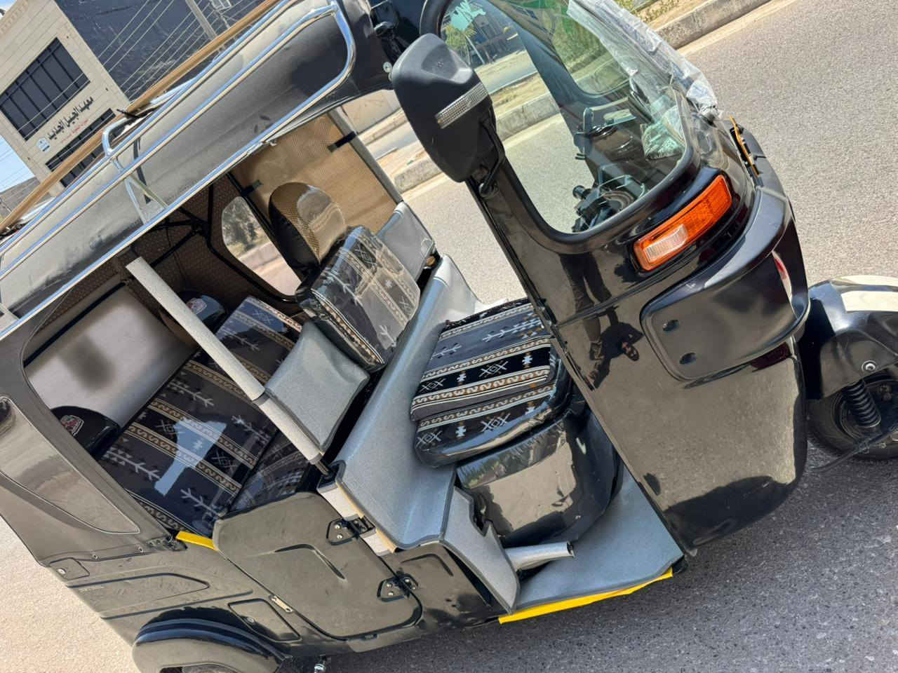 السلام عليكم  تكتك للبيع موديل 22 كفاله عامه من محرك وكشر مكان ديالى كنعان رقم بغداد انكليزي بسمي تحويل ثانيو خاص ارد


**إذا كنت صاحب هذا الإعلان وتريد حذفه لأي سبب، رجاءا أرسل رسالة إلى الدعم الفني**