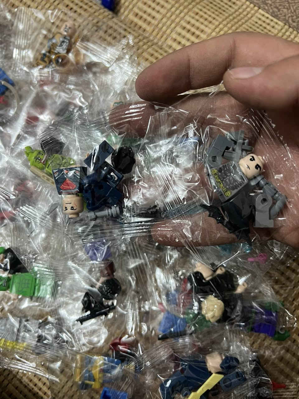 شخصيات ليكو ٤٢ قطعه من ضمنهم ١٠ مداليات
السعر مع التوصيل ١٥


**إذا كنت صاحب هذا الإعلان وتريد حذفه لأي سبب، رجاءا أرسل رسالة إلى الدعم الفني**