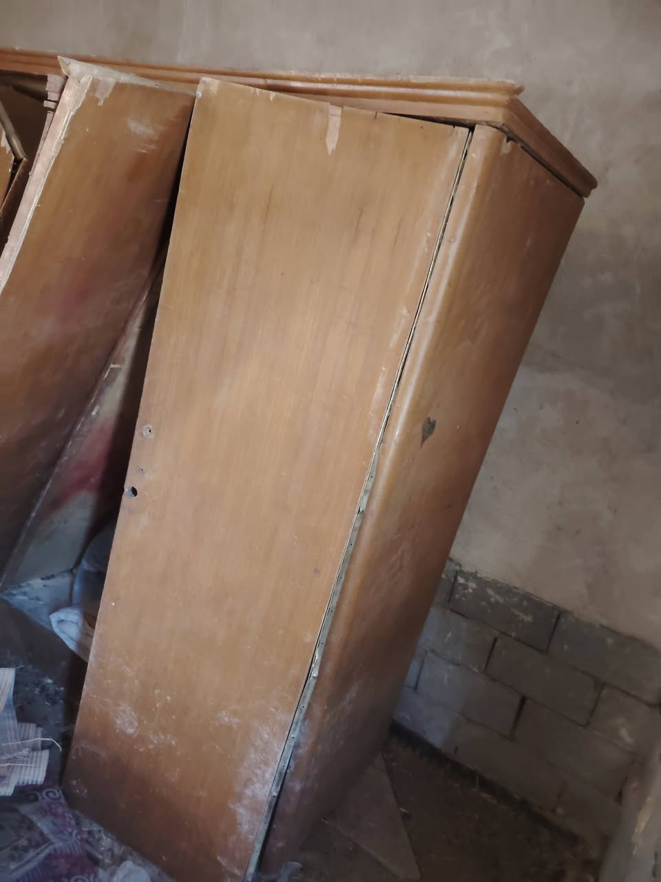كنتو للبيع عوزه تركيب فقط
انطي سعر وبل عافيه عليك
مكاني النجف طريق كربلاء عمود 250
للتصال ***********
