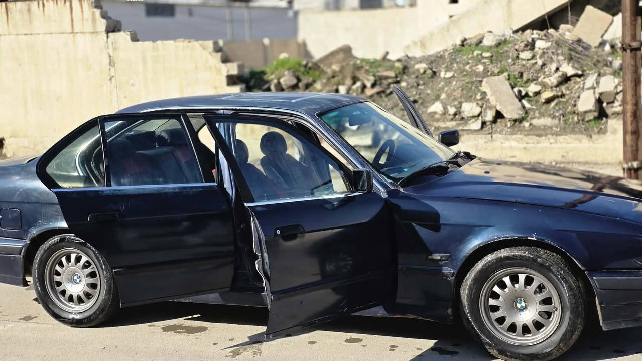 السلام عليكم من رخصت الادمن سياره 525 محرك كبس دجتال فول مواصفات كير عادي   اني حورته بيدي الاصل اوتو السياره بيها تقحيل الصكف والسندوك فقط رقم بغداد مشروع وطني السنويه الى 2027 كابون مابيها السعر 50 وبي مجال قليل اقره المنشور زين وتعالي وبيك خير ودلل *********** مكاني موصل حي الشفاء قرب مستشفى الجمهوري
