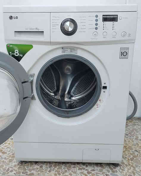 غسالة 8 كيلو LG كوري اصلي شغاله شرط بلادي وضع شركة العنوان موصل جانب الأيمن للاستفسار ***********
***********
