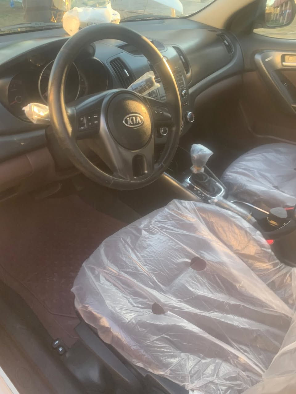 سيراتو خليجي ٢٠١٢بغدادتحويل ثاني يوم  بيهه صبغ جوة قبغ البانزين اوبارد اباب السايق محرك كير حدادية مكفوله السعر ١٠٨بيهه مجال بسيط هذه رقمي ***********
