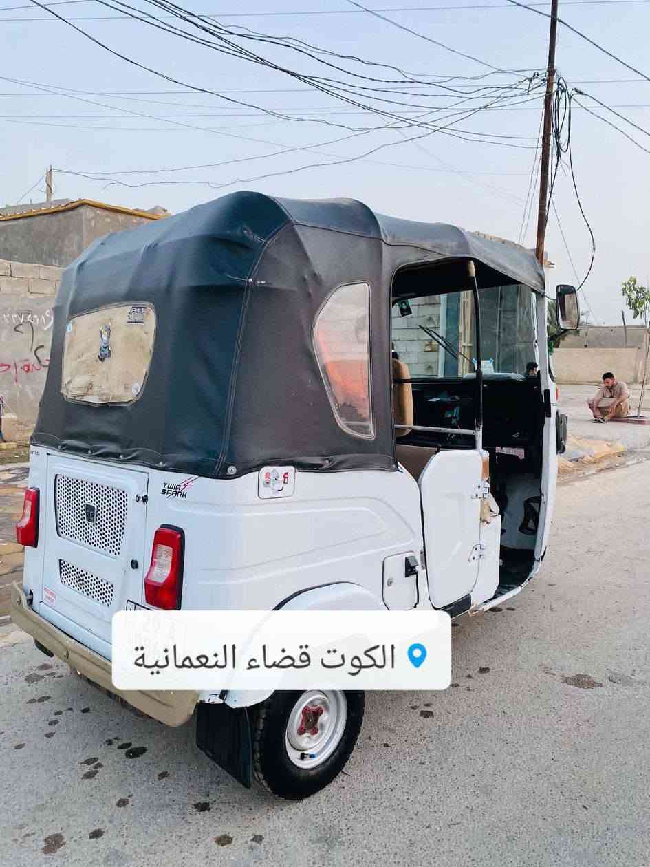 السلام عليكم شباب تكتك للبيع موديل 2022 رقم وسنويه تحويل مباشر دراجه حلوه وخير من الله كهربائيات كله شغاله  تخم تاير جديد لا تبخير لا تنقيص خير من الله الف ماذب عليه كبل للشارع مكاني واسط قضاء النعمانيه الشراي يتصل أو خاص هاذه الرقم (*********** ) وبيكم خير وتدللون السعر 7700وبيه مجال قليل
