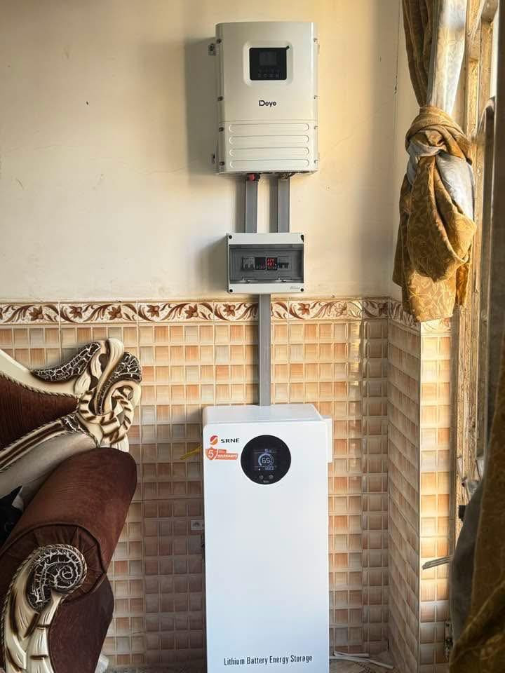 على بركة الله 💪☀️
تمّ تجهيز وتنصيب منظومة طاقة شمسية  في الديوانية-سومر 
في بيت الأخ عامر عواد الصالحي 
منظومة 16 أمبير نهاري 16 ليلي  صُمّمت لتغطي الاحتياج اليومي بكفاءة عالية واستقرار تام ⚡

✔️ مواصفات فنية عالية
✔️ استخدام أجود المواد العالمية
✔️ ضمانات حقيقية ومكتوبة
✔️ تنفيذ بدقة واحترافية عالية
✔️ العمل تحت إشراف كادر هندسي متخصص

لأن الطاقة الشمسية مو مجرد ألواح…
هي راحة، أمان، واستثمار ذكي للمستقبل 🌍
إذا تحب تخلص من انقطاع الكهرباء وتريد شغل مضمون 

تواصل ويانا وخلي الشمس تشتغل عنك ☀️🔥
مهندس عباس:***********
مهندس حمزة:***********
