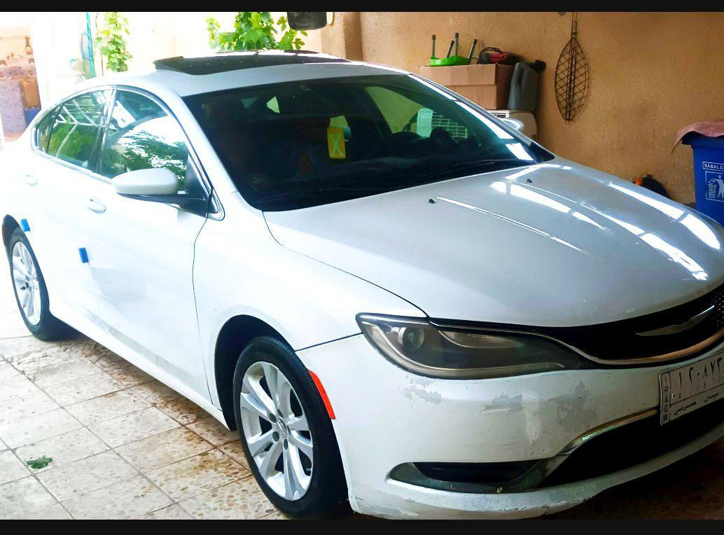 كرايسلر سي 200موديل 2015رقم ميسان فول مواصفات مكينه 2400جاهزه للبيع اومراوس ***********والسعر112وبي مجال علي الغربي, ميسان
