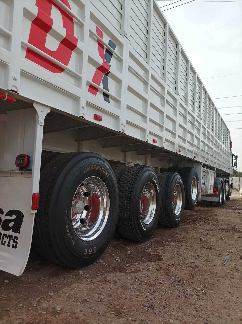 سلام عليكم
عربانة للبيع
جناب
حدادت الجرف
طول 13 /60
دناكير 14
ارتفاع 190
تخم تاير
تخم ويل كروم

الاستفسار(  ***********)

عنوان بغداد
