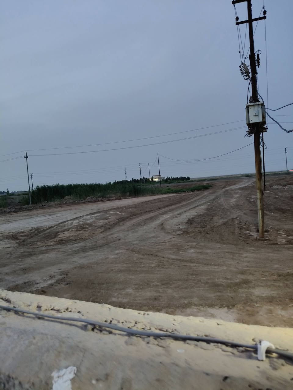 السلام عليكم
بيت مساحه البناء 300 والمساحه حول البيت 2 دونمين ونص البناء حديث
(طابو زراعي سند 25 ) تحويل بسم الشراي مباشر تقاطع الزبيديه طريق بغداد كوت يبعد عن الشارع 50 متر ومتوفر جميع المستلزمات من الماء والكهرباء من مدارس متوصطه و بتدايه السعر   خاص جدن مناسب باقي تفاصيل نتصل ***********
