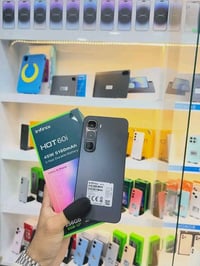 انفنكس هوت 60i • ٢٥٦/٨ • بطارية ٥٠٠٠