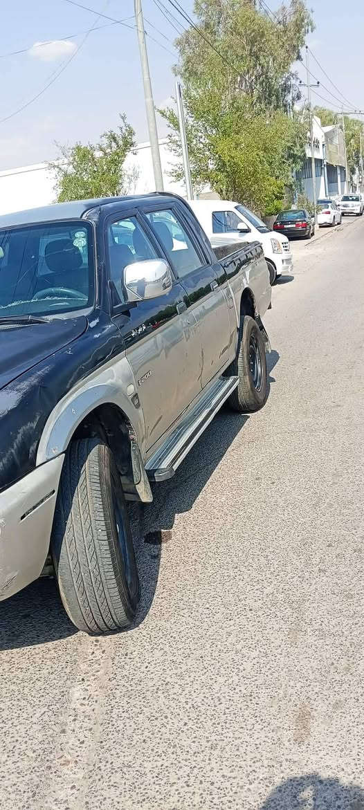 البيع بيكم مستبوشي موديل ٢٠٠٦ كاز التفصيل عل رقم اني مكلف بل نشر ***********
