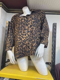 عندي كمية  ملكانات نص وربع وقدم مال بنطرون للبيع  قيم واخذ بما يرضى ال...