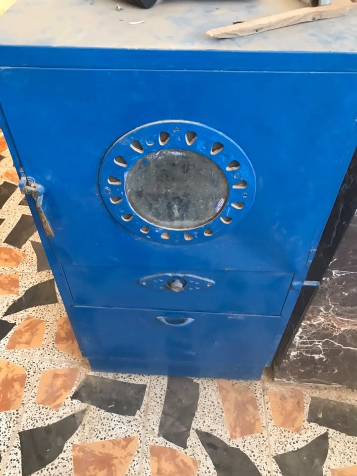 متاح مبردات ثنين شغالات شرط فرن ع غاز عدد 2 شغلات مكينه شعر. بنات هم تشتغل بس متروكه شراي تفضل خاص او تصل ‭ ‭ ***********‬
