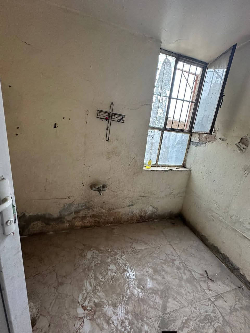 السلام عليكم مكتب عقارات الشمس  مقابيل المستشفى التركي !!!
                         بإدارة ((أحمد الگريطي))
                    
    ☎️***********
                        ☎️***********

🏠مشتمل للايجار مساحه ١٥٠م طابقين يحتوي على غرفتين وصاله وكليدور ومطبخ ومجمع صحيات وطارمه

⁦^⁠_⁠_⁠_⁠_⁠_⁠_⁠_⁠_⁠_⁠^⁩⁦(⁠◍⁠•⁠ᴗ⁠•⁠◍⁠)⁩⁦(⁠◍⁠•⁠ᴗ⁠•⁠◍⁠)⁩⁦^⁠_⁠_⁠_⁠_⁠_⁠_⁠_⁠_⁠_⁠^⁩

🌏الموقع حي المهندسين قرب استداره المهندسين ثاني بيت عن شارع 80

⁦^⁠_⁠_⁠_⁠_⁠_⁠_⁠_⁠_⁠_⁠^⁩⁦(⁠◍⁠•⁠ᴗ⁠•⁠◍⁠)⁩⁦(⁠◍⁠•⁠ᴗ⁠•⁠◍⁠)⁩⁦^⁠_⁠_⁠_⁠_⁠_⁠_⁠_⁠_⁠_⁠^⁩

💰💸قيمه الايجار 250
