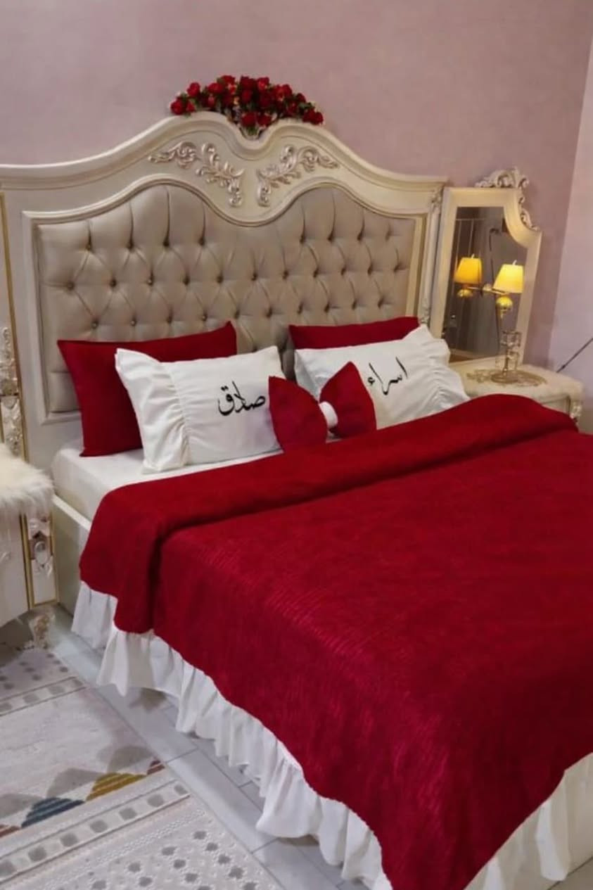 عيد الحب ما يتعوّض 💔➡️❤️
إذا تريدين هدية تخلي الطرف الثاني ينبهر من أول نظرة 😍
تفاصيل فخمة، تنسيق مرتب، وذوق يجنن
السعر: 35  فقط والتوصيل مجاني 🌹
العدد محدود


**إذا كنت صاحب هذا الإعلان وتريد حذفه لأي سبب، رجاءا أرسل رسالة إلى الدعم الفني**