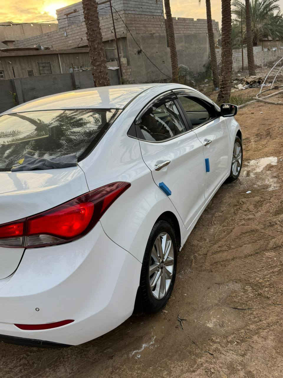 السلام عليكم النترا 2016 خليجي محرك 1800 دوش رقم بغداد فول مواصفات حتى حساس خلفي  عدا البصمه مكفوله  سونار موجود بلمنشور
السعر 130  بيها مجال بسيط ***********
