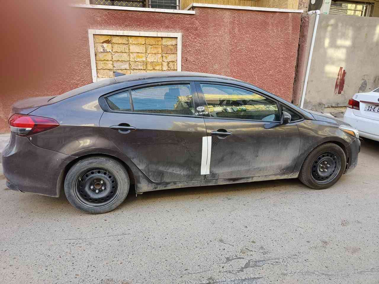 فورتي ٢٠١٧ بيها ضربه بجم ولغد ومصبوغه عام سعر ٨٠ بغداد الشعب ***********
