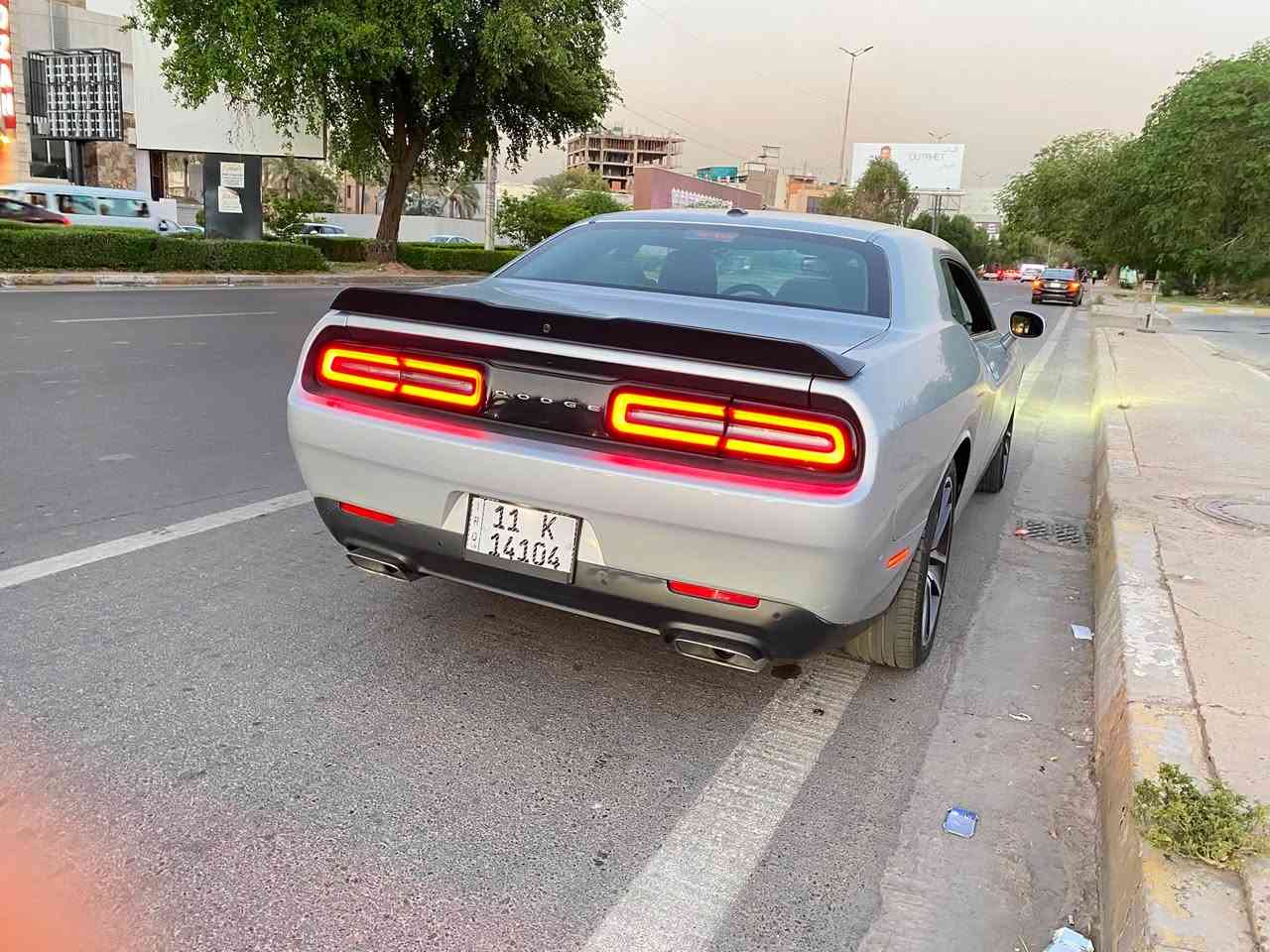 السلام عليكم 
جالنجر وارد امريكي  
موديل 2023 
‏ R/T 5700
سياره حادثه جاملغ وبنيد فقط صبغ    
سياره ماشيه 39 الف ميل ممشى امريكا 
سياره على وضع الشركه  
للاستفسار اتصل وتدلل متوفر واتساب 
سعر190 ورقه وبيه مجال 
  *********** 
مكان السياره بغداد
