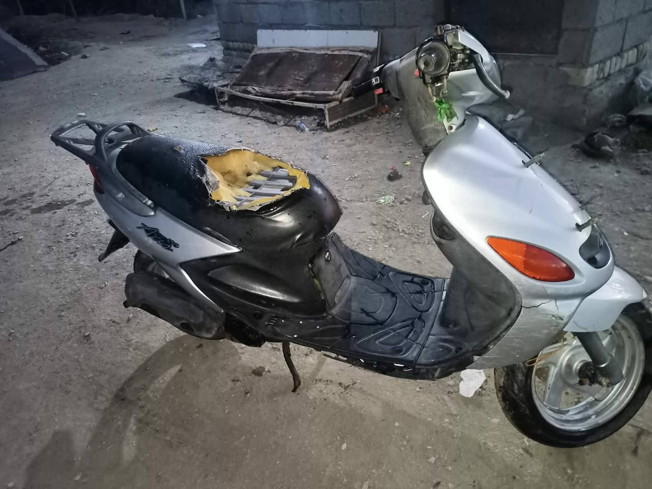 دولفين للبيع كهربائيات شغاله كلشي شغال السعر ٢٥٠وبيها مجال


**إذا كنت صاحب هذا الإعلان وتريد حذفه لأي سبب، رجاءا أرسل رسالة إلى الدعم الفني**