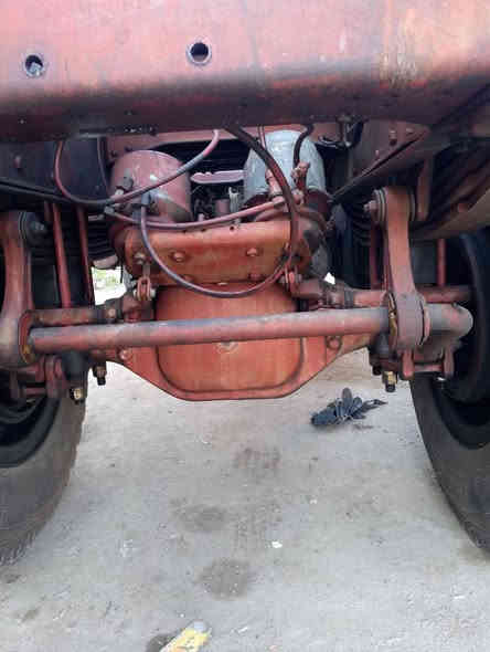 سياره للبيع موديل 90 مكين 35 كير فافون بدون رقم
*********** هاذ رقم صاحب سياره
