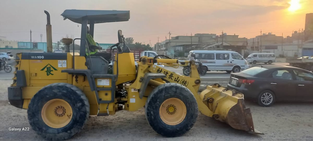 شفل البيع
شفل كوماسو محرك 4  
المكينه مرقمه بغداد 
  
رقم الهاتف ***********
العنوان بغداد
