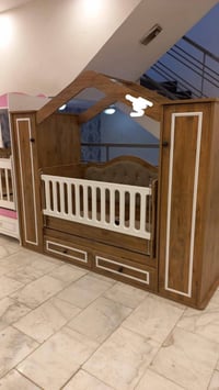 سرير طفل • أثاث أطفال