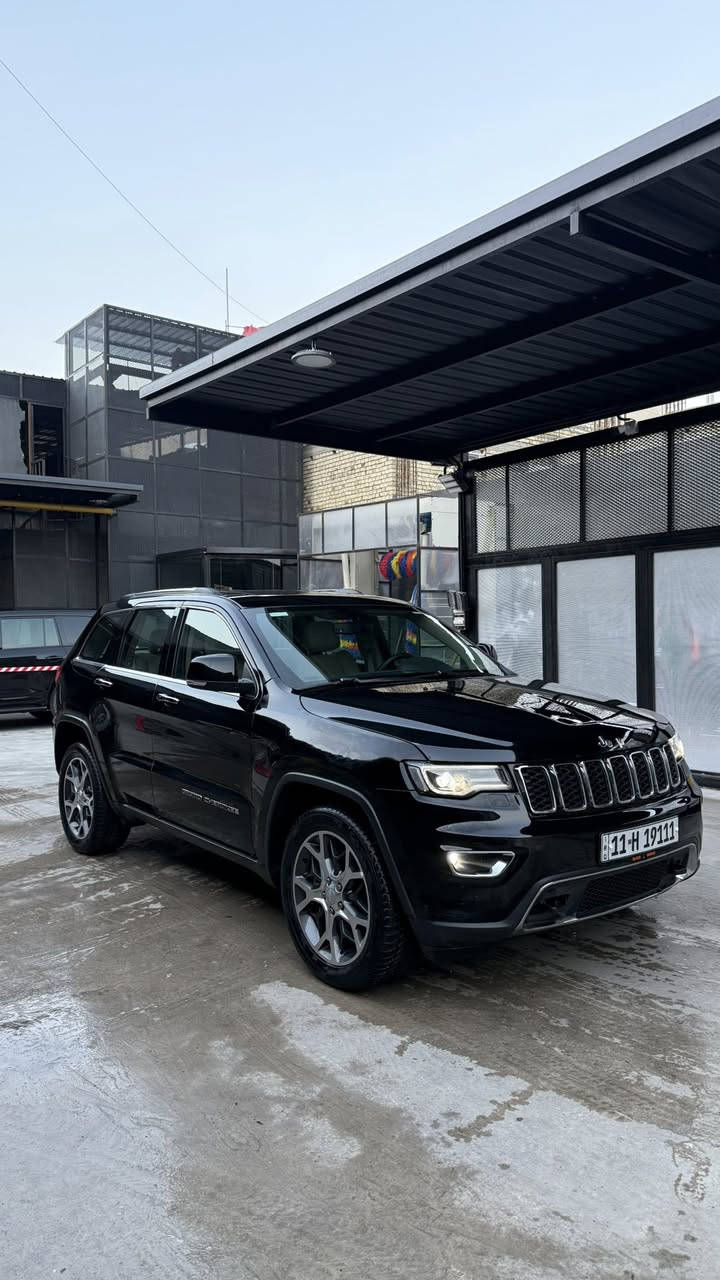 جيب 2019 لمتد  ( خـليـجـي )تم تخفيض السعررر🔥🔥🔥🔥
ماشية 30,000الف
الموديل:2019 (خليجي)وكالة 
المحرك : V6.  3.6L . 
بارد جاملغ فقط الباقي كفالة
لون اسود

المواصفات :
• دفع رباعي 4x4 . 
• تحذير النقطة عمياء ⚠ .
• ويل قياس 20 انج .
• انارة متحركة .
• سقف بانوراما . 
• شاشه كبيرة . 
• نظام الخرائط (GPS) .
• ستيرن كهربائي . 
• المصابيح الأمامية زنون .
• كشافات الضباب زنون .     
• تشغيل عن بعد .
• صندوق كهربائي ..
• حفظ وضعيات الجلوس (ميموري) . 
• المقاعد الأمامية كهربائية .
• المقاعد الأمامية تبريد وتدفئة .
• المقاعد الخلفية تدفئة .. 
• حساسات أمامية . 
• حساسات خلفية . 
• كاميرا خلفية دوارة.
• تدفئة ستيرن . 
• مانع تصادم خلفي .
• ابل كاربلي وايرلس . 
• محدد سرعة . سقف بنوراما فتحتين
• نظام التشغيل والاطفاء الاوتوماتيكي ( Auto Start System. )
• ⁠مري قلاب
• ⁠مري شفط
• وضعيات قيادة
• ⁠شفتات ستيرن
• ⁠داخل بيجي 
• ⁠سيستم سماعات
• ⁠هزة وسنوية جديدة
• ⁠سيارة بسمي مداور ثاني يوم
• ⁠تايرات جدد
• ⁠***********
