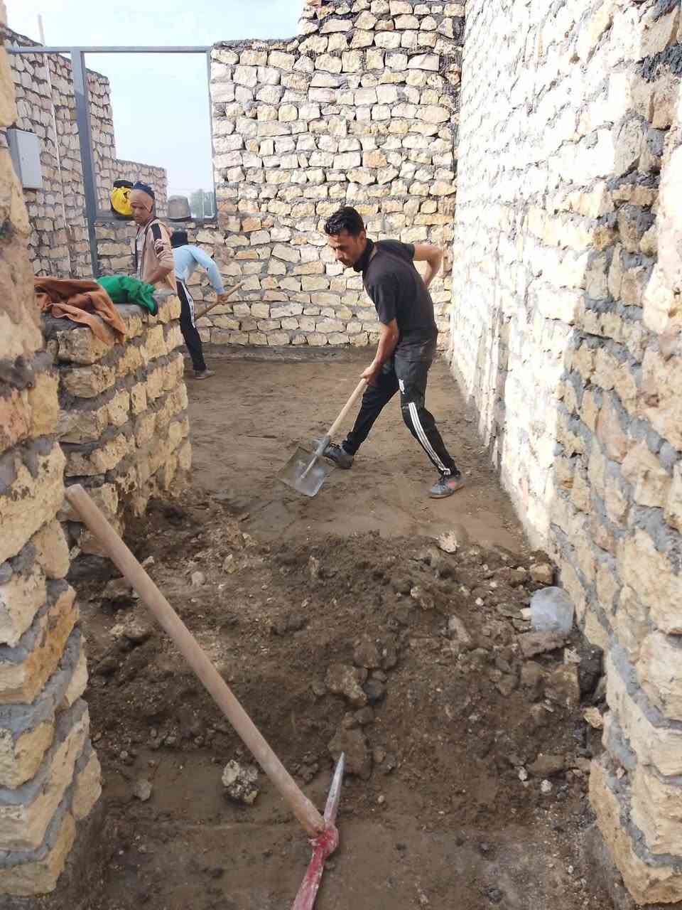 سلام عليكم  / يوجد كادر عمل جاهز  تصعيد مواد  / تنضيف بيوت  / تفليش  / تكشيط  / دفن نهري  / شقلنه ليل ونهار  / وماعليك بكلشي تاخذ شقل جاهز مني  / ومعداتنه جاهز وسياره تجيك للبيت ماعليك بس تصال على رقم/  ، ***********
