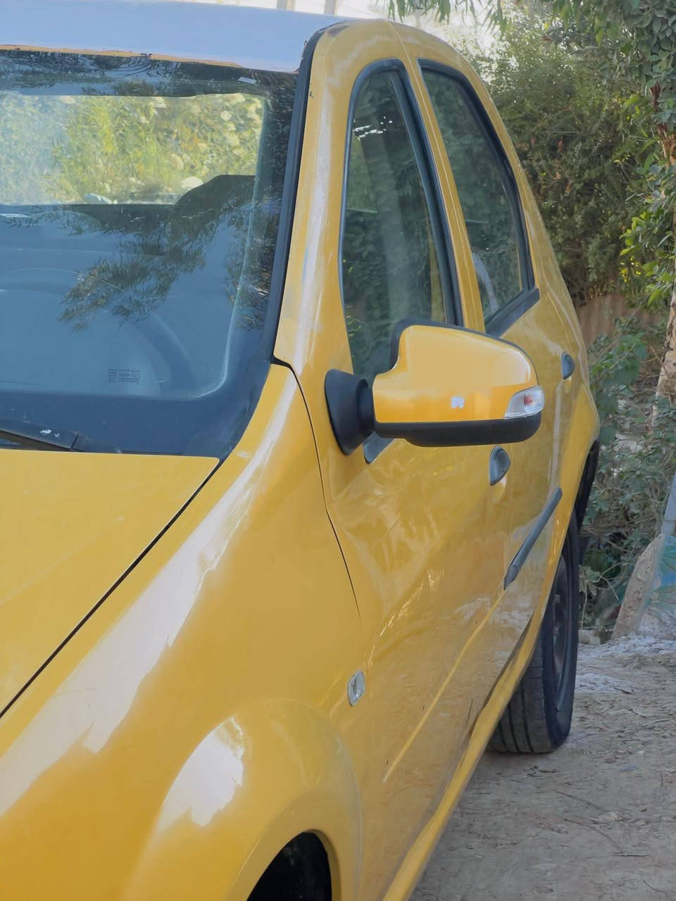 السلام عليكم
2014 .رقم كربلاء 
بيها باب خلفه صدر معمره ومصبوغه جاملق جهه سايق مبدل البنيد مصبوغ 
سعر 35
***********
