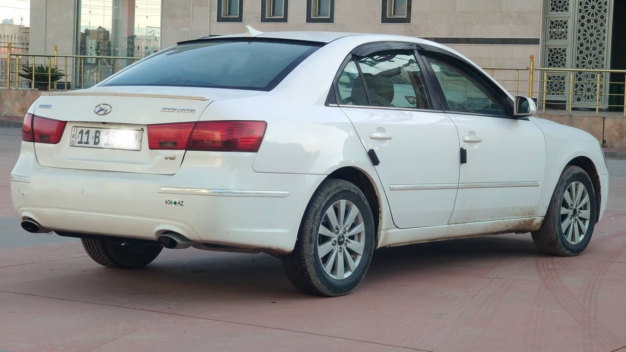 سوناتا أمريكي
▪️ الموديل: 2009
▪️ رقم: بغداد / باسمي 
▪️ السنوية: 2029
▪️ المحرك: 3300  (6 سلندر)
▪️ المواصفات: فول مواصفات
التجهيزات:
✔️ فتحة سقف
✔️ كشن كهرباء
✔️ شاشة + كاميرا خلفية
✔️ تحكم بالستيرن
✔️ حساسات خلفية
▪️ الحالة:
القير والمحرك مكفولات
قطعة واحدة صبغ (جاملغ النفر)
شوي من السيارة بيها كرت 
💰 السعر: 125 بيها مجال للشراي
📍 مكان السيارة: الموصل – سهل نينوى
📞 للتواصل: ***********
