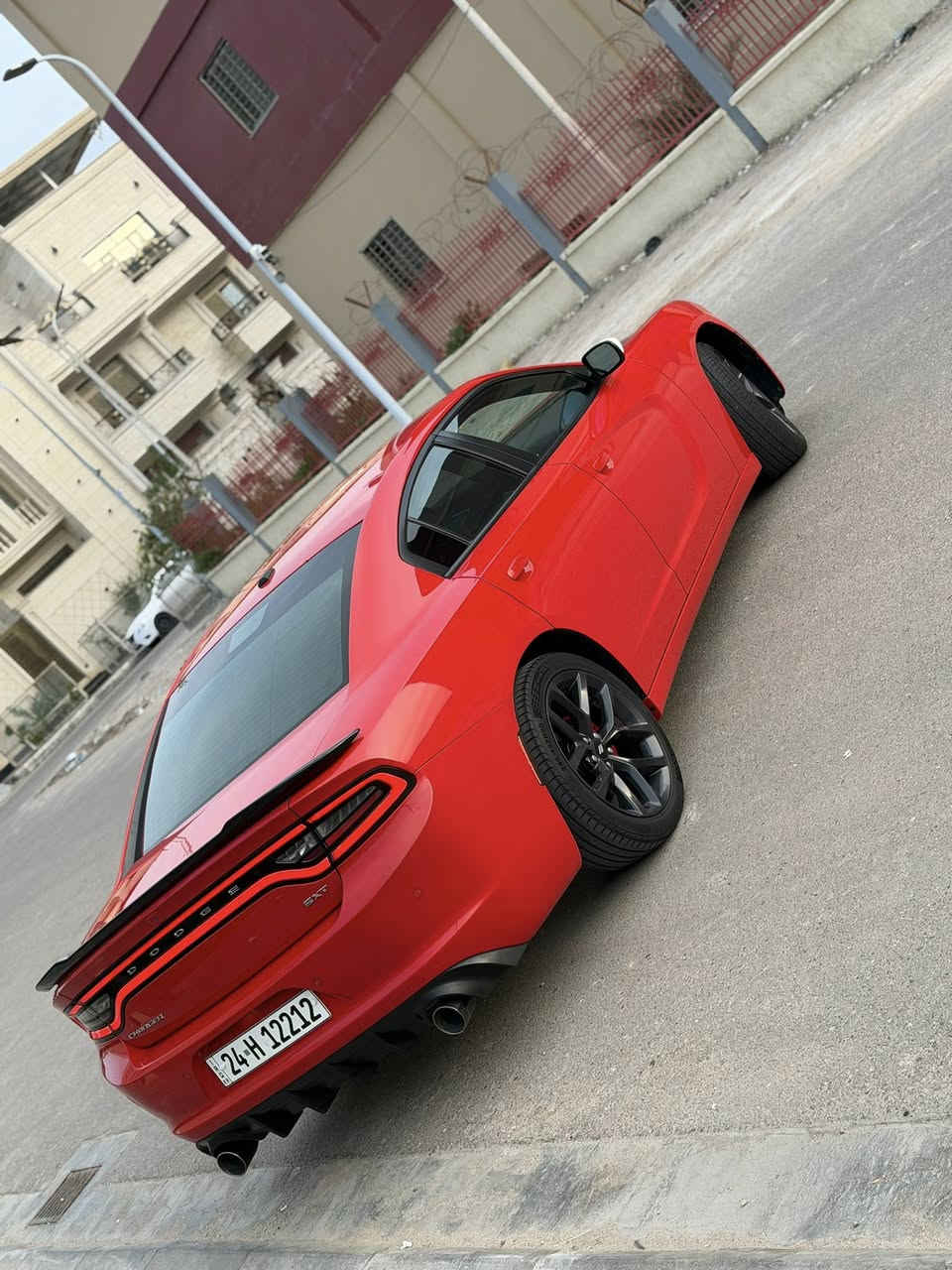 سلام عليكم من رخصت الادمن المحترم  جارجر موديل2020 رقم شمالي تحويل او وكاله .. رقم ممميز
واردامريكي  حادث ( دعاميه اماميه فقط بدون ارباك بدون دواحل تعتبر كلين 
مكينه كير كفاله
لو حمر طماطه ممميز
المسافةالمقطوعه ٧٧ميل
حجم المحرك 3600
مواصفات SXT بلاص فووول 
* داخل اسود جلد
* كامره خلفيه
* مصابيح امامية زنون مع بلوجكتر LED .
* ويل قياس 20 انج .
* استيرن كهربائي
* شاشه كبيرة مع نظام ملاحة نفكيشن GPS .
* مقاعد أمامية كهربائية عدد 2 . .
* مقاعد أمامية تبريد وتدفئة .
* مقاعد خلفية تدفئة .
* تشغيل عن بعد . .
* تدفئة ستيرن .
* محدد سرعة . .
* كاميرا خلفية دوارة.
* دخول ذكي (بصمة) .
مكان السيارة البصره 
للاستفسار عن السعر واي تفاصيل اخرئ الاتصال .***********
