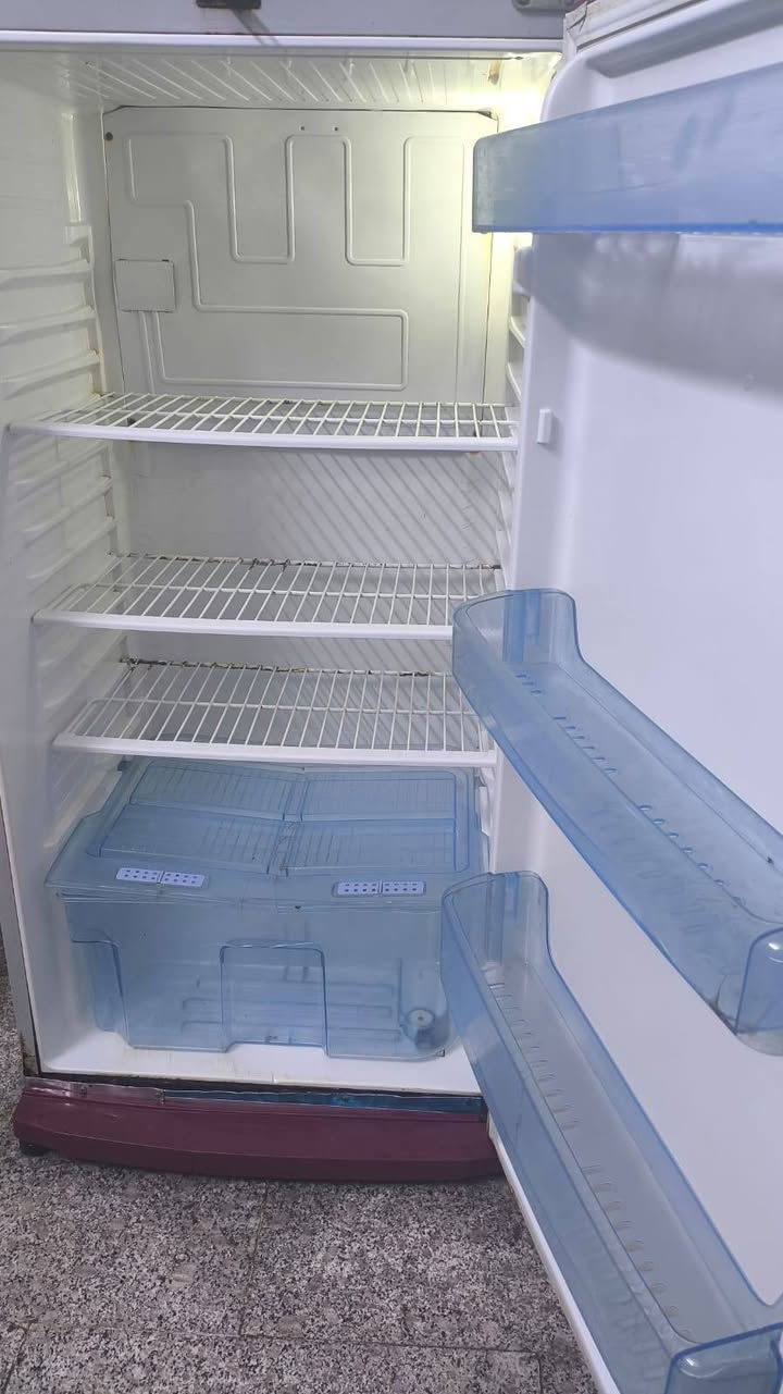 ثلاجة للبيع حجم ٢٢قدم السعر ١٥٠الف بغداد الشعب


**إذا كنت صاحب هذا الإعلان وتريد حذفه لأي سبب، رجاءا أرسل رسالة إلى الدعم الفني**