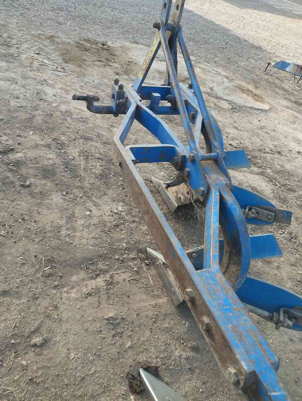 السلام عليكم فيدان للبيع حجم11اتركي المكان ابو غريب ال للتصال70516884541,,***********
