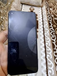 نوكيا ذاكره 128 جهاز مكفول من الفتح بس هاي الكسر ما مأثر عليه شريحتين ...