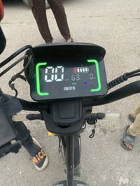 دراجة شحن للبيع  حجم ٢٠  بطاريات جديدة ليثيوم موديل ٢٥  سعر ٣٥٠وبيها م...