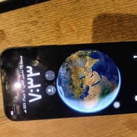 للبيع  ايفون 12 عادي السعر 600 الف وبيه مجال مستعجل ع بيعته مكاني كربل...